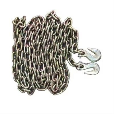 Dobra cena. Structure Welded Chain Black Heavy Duty Galvanized G70 Truck Tow Chain with Grab Hooks w Internecie